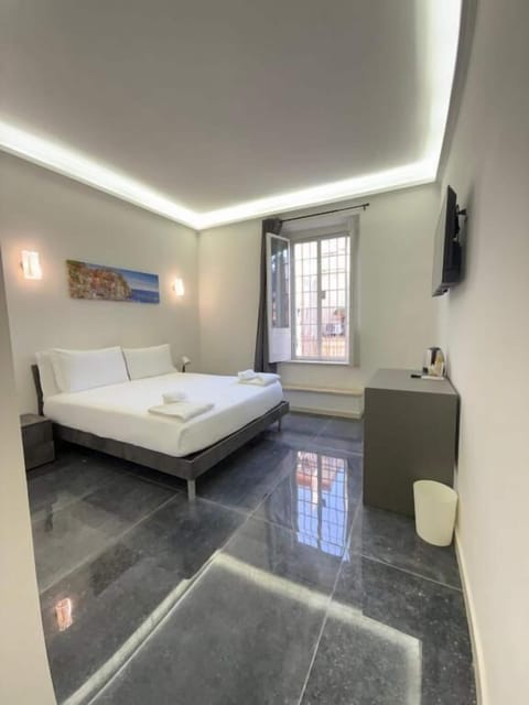 Deluxe Double Room | Desk, iron/ironing board, free WiFi