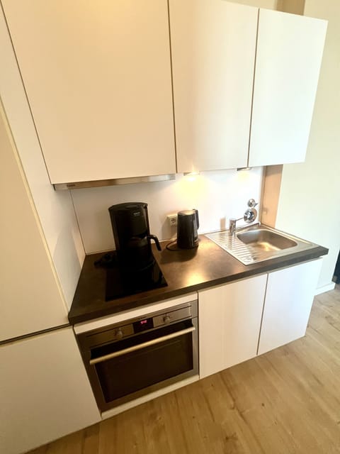 Superior Apartment, 1 Bedroom, Kitchen, River View | Private kitchen