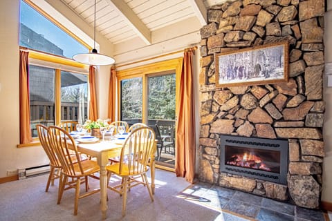Condo, Multiple Beds, Patio, Mountain View (Sun Valley Condo 112) | Dining