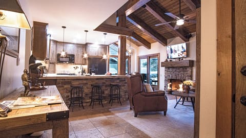 Condo, Multiple Beds, Patio, Mountain View (Sun Valley Condo 154) | Interior
