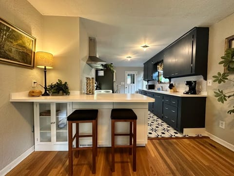 Superior House, Balcony | Private kitchen | Coffee/tea maker, electric kettle, cookware/dishes/utensils