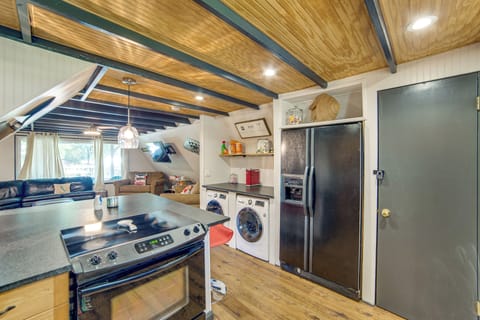 House (1 Bedroom) | Interior