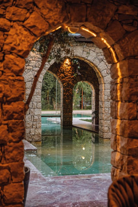 Poolside bar