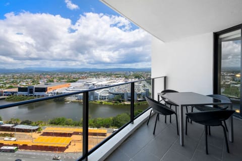 Apartment, 1 Bedroom, Balcony, Mountain View | Balcony