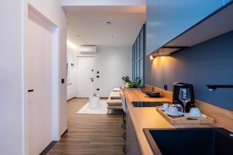 Royal Apartment | Private kitchen