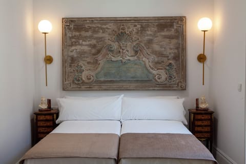 Soundproofing, iron/ironing board, free WiFi