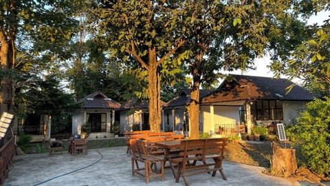 Deluxe House, Garden View | BBQ/picnic area