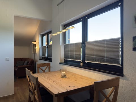 Apartment | Dining