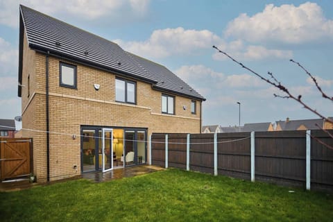 House, 3 Bedrooms, Garden View | Exterior