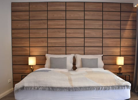 Deluxe Double Room, Accessible, Private Bathroom | Blackout drapes, iron/ironing board, free WiFi