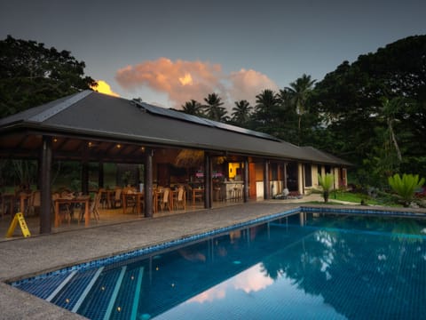 Outdoor pool, sun loungers