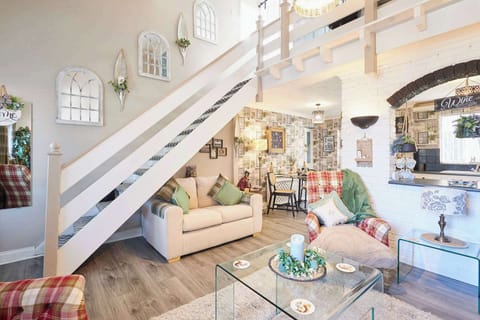 Studio | 2 bedrooms