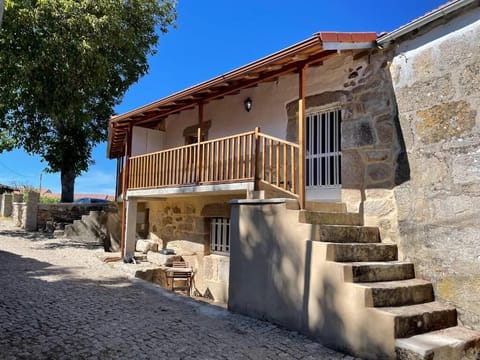 House, 3 Bedrooms, Balcony, Garden View | Exterior