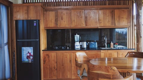 Villa, Private Pool, Sea View | Private kitchen | Fridge, stovetop, cookware/dishes/utensils