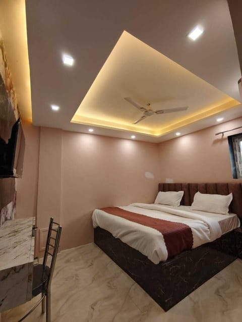 Deluxe Double Room | Free WiFi