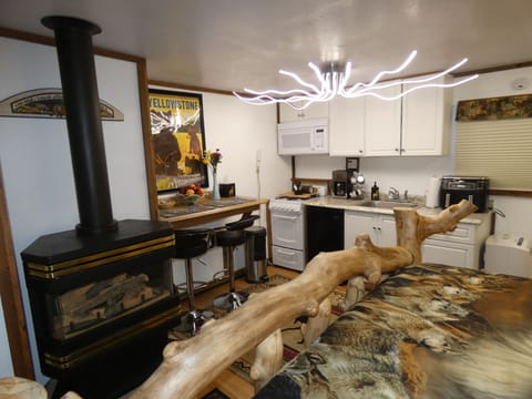 Deluxe Studio | Private kitchen | Full-size fridge, microwave, oven, stovetop