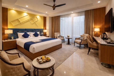 Deluxe Room, 1 Bedroom, Balcony, City View | Premium bedding, down comforters, memory foam beds, in-room safe
