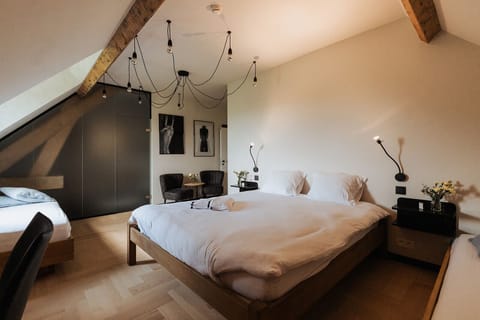 Superior Double Room, 1 King Bed, Non Smoking, Garden View | Blackout drapes, soundproofing, free WiFi, bed sheets