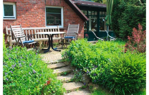 House | Outdoor dining