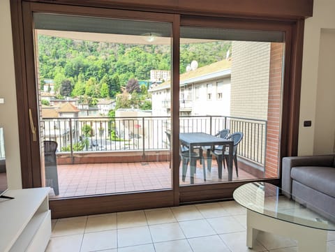 Apartment, Mountain View | Living area | 30-inch TV with digital channels