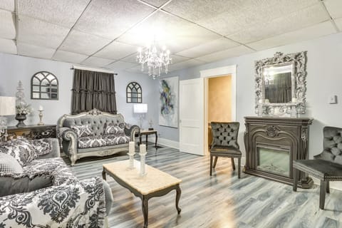 Apartment (4 Bedrooms) | Front of property