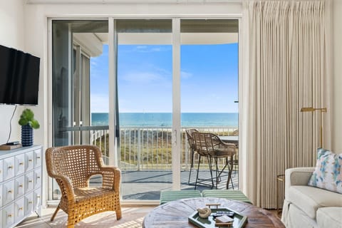 Condo, Multiple Beds (Spanish Key 107) | Living area