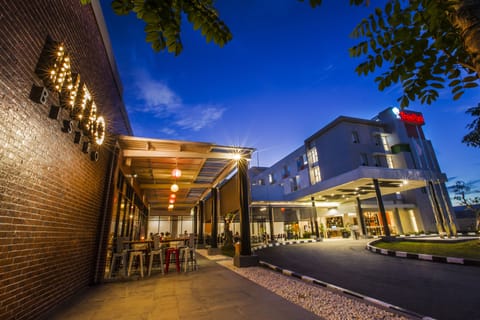 Front of property - evening/night