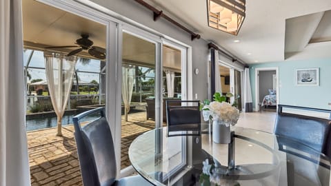 House, 3 Bedrooms | Dining