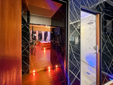 Apartment, 1 Bedroom, City View | Bathroom