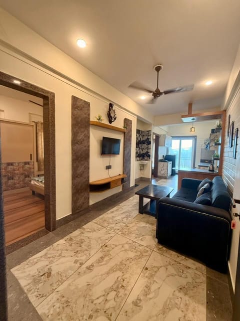 Deluxe Apartment, 2 Bedrooms | Living area