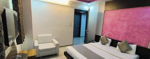 Deluxe Room | Free WiFi