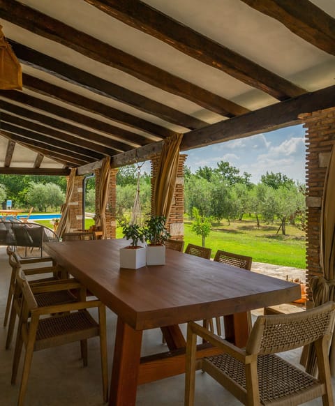 Villa, 3 Bedrooms, Private Pool, Garden View | Outdoor dining