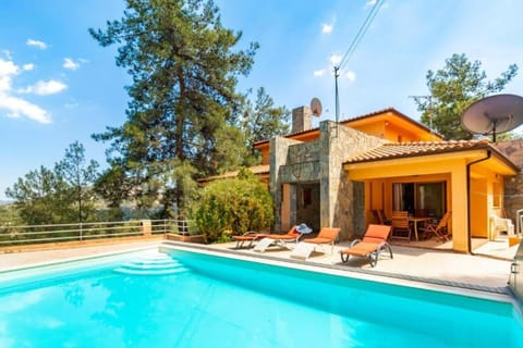 House | 5 bedrooms, soundproofing