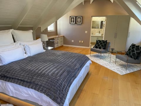 Luxury Duplex, Patio, Garden View | In-room safe, iron/ironing board, free WiFi