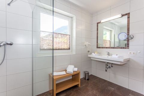 Free toiletries, hair dryer, bathrobes, slippers