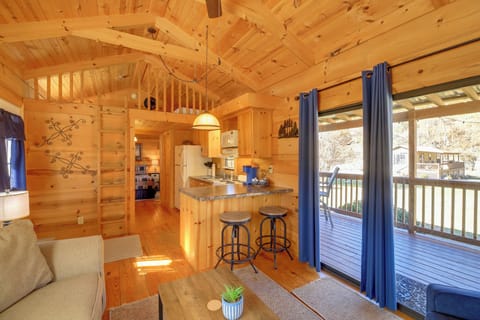 House (1 Bedroom) | Interior