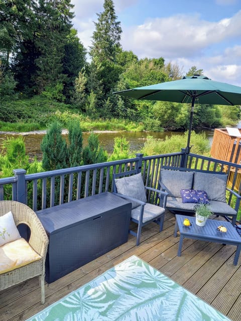 Cabin, 3 Bedrooms, Smoking, Balcony | Balcony