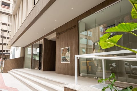 Basic Apartment | Exterior detail