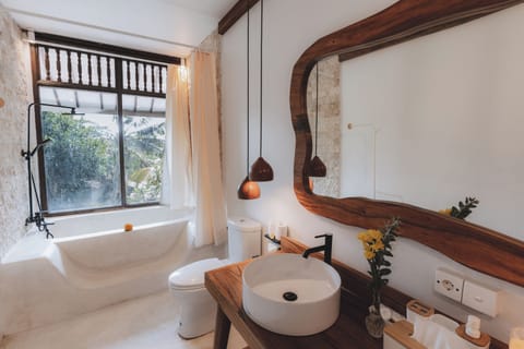 Family Room, Balcony | Free WiFi, bed sheets