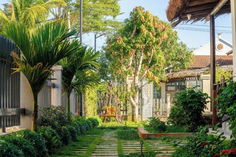 Basic Villa, 3 Bedrooms, Garden View | Terrace/patio