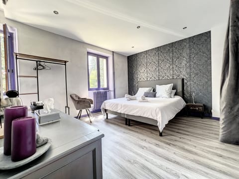 Standard Double Room, Garden View | Free WiFi