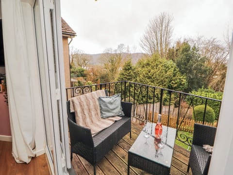 Cottage | Property grounds