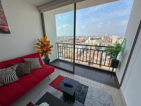 Apartment, 2 Bedrooms, Non Smoking, City View | Living area