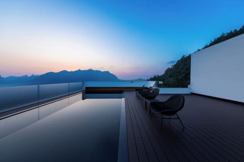 Family Suite, Mountain View | Terrace/patio