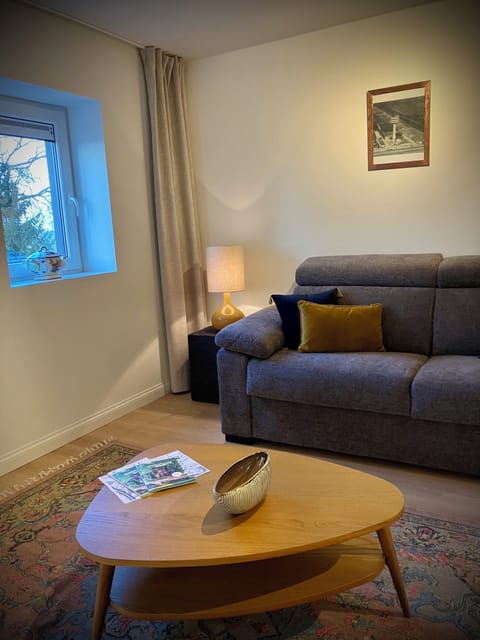 Free WiFi, bed sheets, wheelchair access