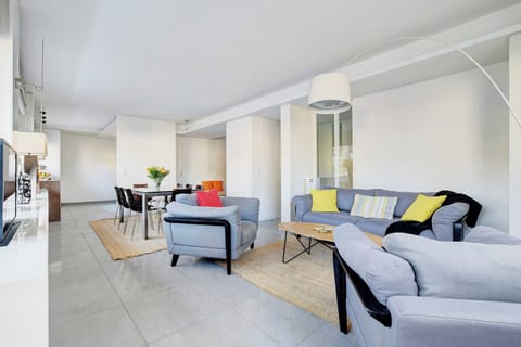 Apartment | Living area