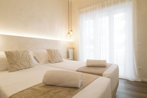 Superior Double or Twin Room | Desk, iron/ironing board, free WiFi