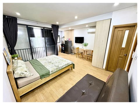 Business Studio | Premium bedding, WiFi (free), bed sheets