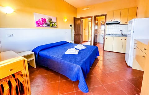 Studio, Sea View | In-room safe, desk, free WiFi