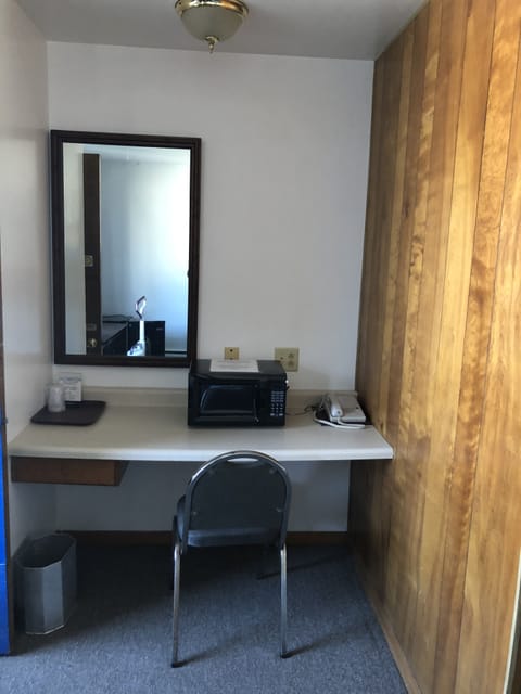 Single Room | Free WiFi, bed sheets